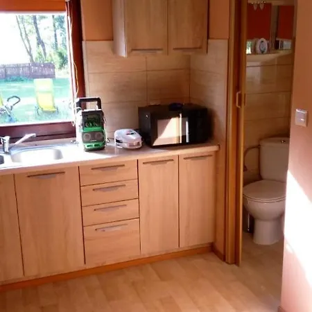 Дом отдыха Slonce I Woda - 2 Nad Brzegiem Jeziora Sniardwy Z Wlasnym Pomostem, Zejsciem Do Wody I Przecudnym Widokiem Na Jezioro Zdory