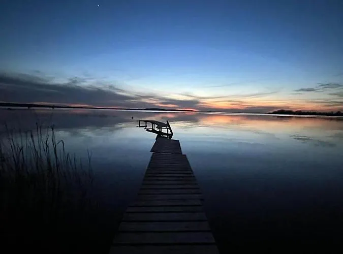 Slonce I Woda - 2 Nad Brzegiem Jeziora Sniardwy Z Wlasnym Pomostem, Zejsciem Do Wody I Przecudnym Widokiem Na Jezioro Ferienhaus