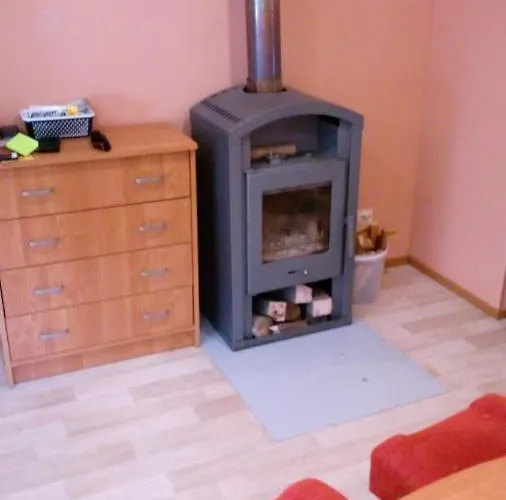 Ferienhaus Slonce I Woda - 2 Nad Brzegiem Jeziora Sniardwy Z Wlasnym Pomostem, Zejsciem Do Wody I Przecudnym Widokiem Na Jezioro Zdory