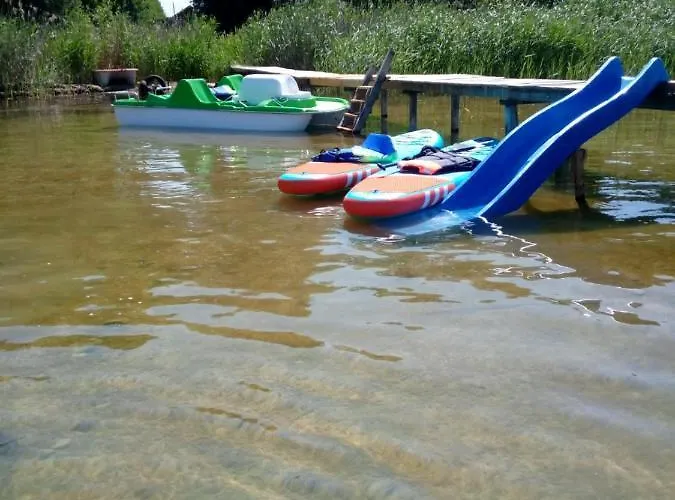 Ferienhaus Slonce I Woda - 2 Nad Brzegiem Jeziora Sniardwy Z Wlasnym Pomostem, Zejsciem Do Wody I Przecudnym Widokiem Na Jezioro